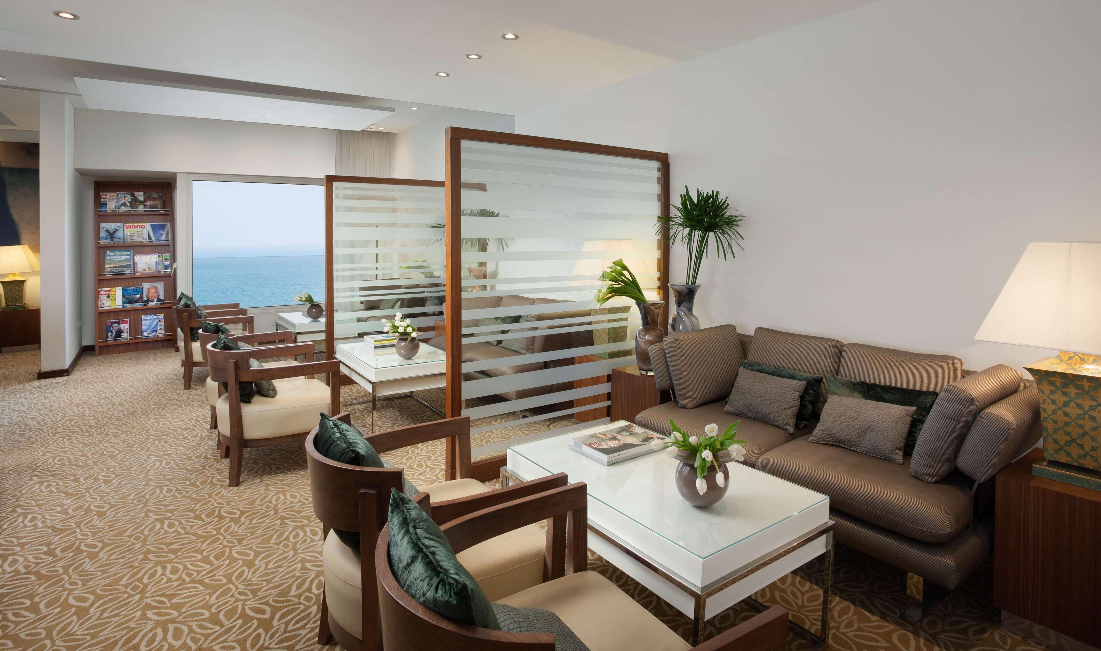 Hotel Carlton - Luxury On The Tel-Aviv