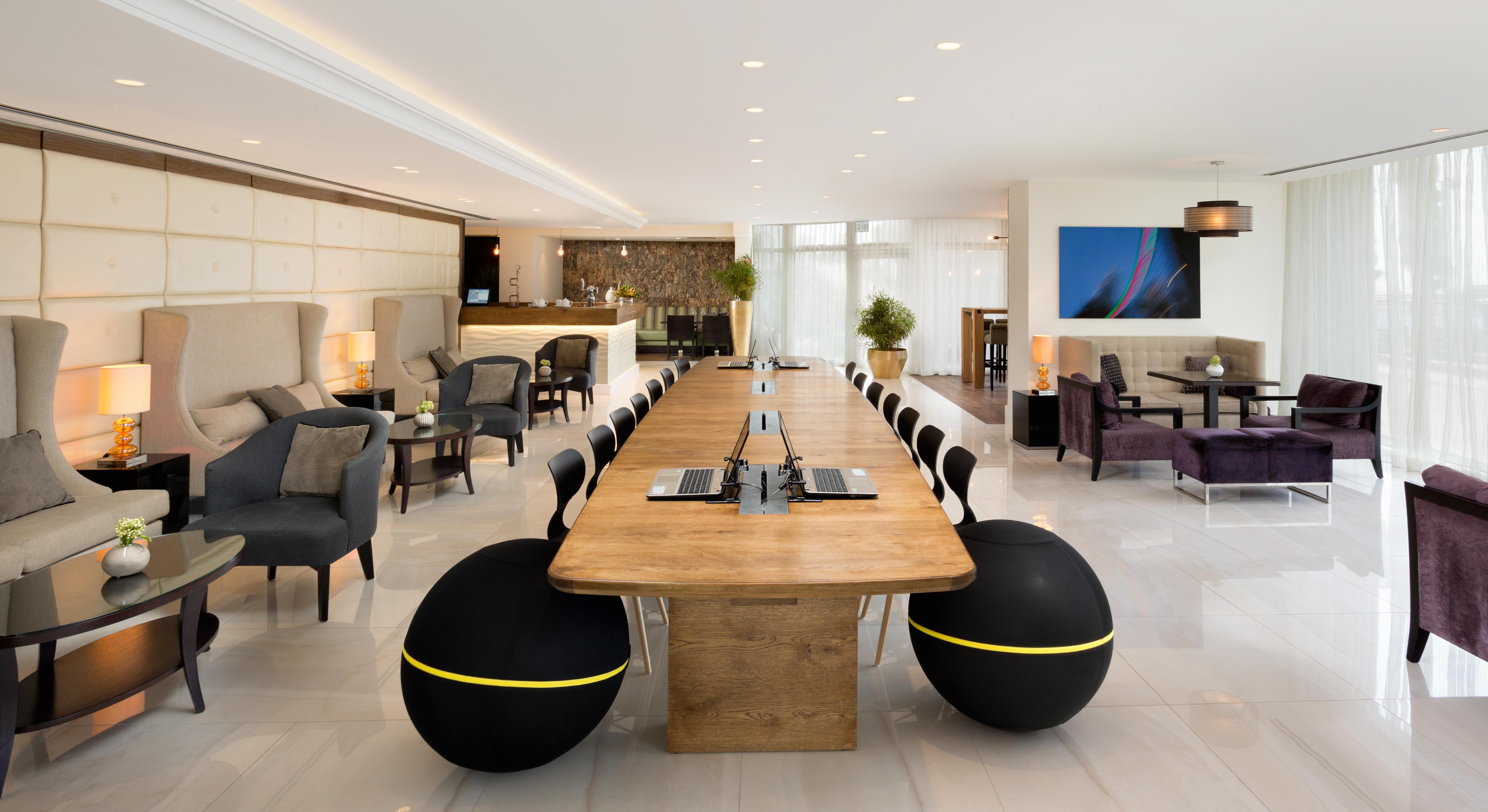 Hotel Carlton - Luxury On The Tel-Aviv