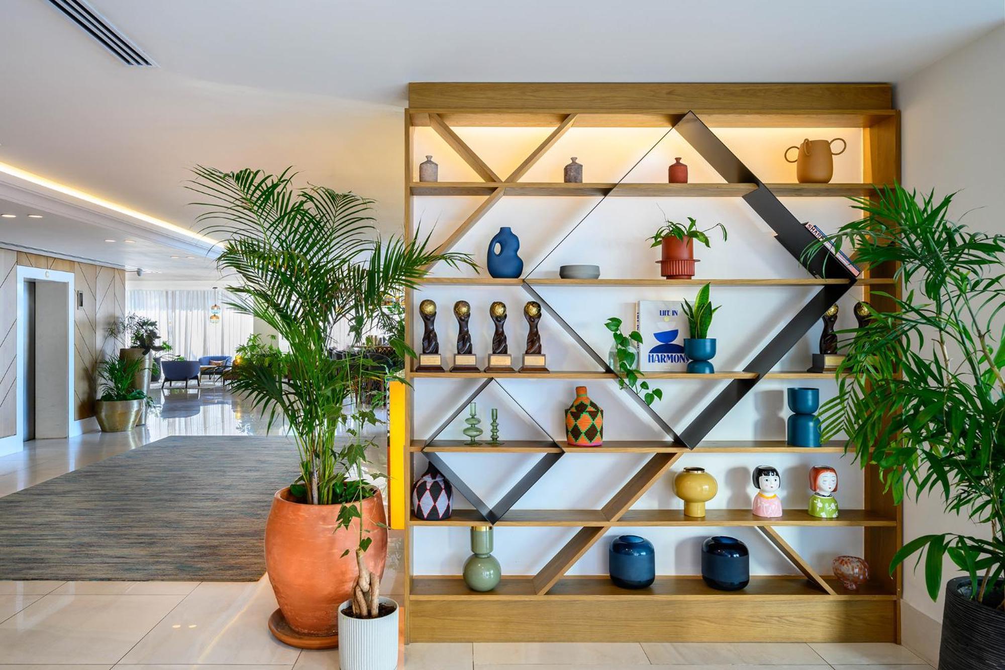 Carlton - Luxury On The Hotel Tel-Aviv